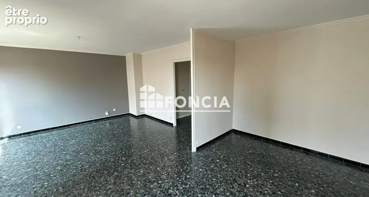 Exclusivité Carpentras : T3 de 87 m² avec deux chambres, balcon et cave, libre de suite - photo 3