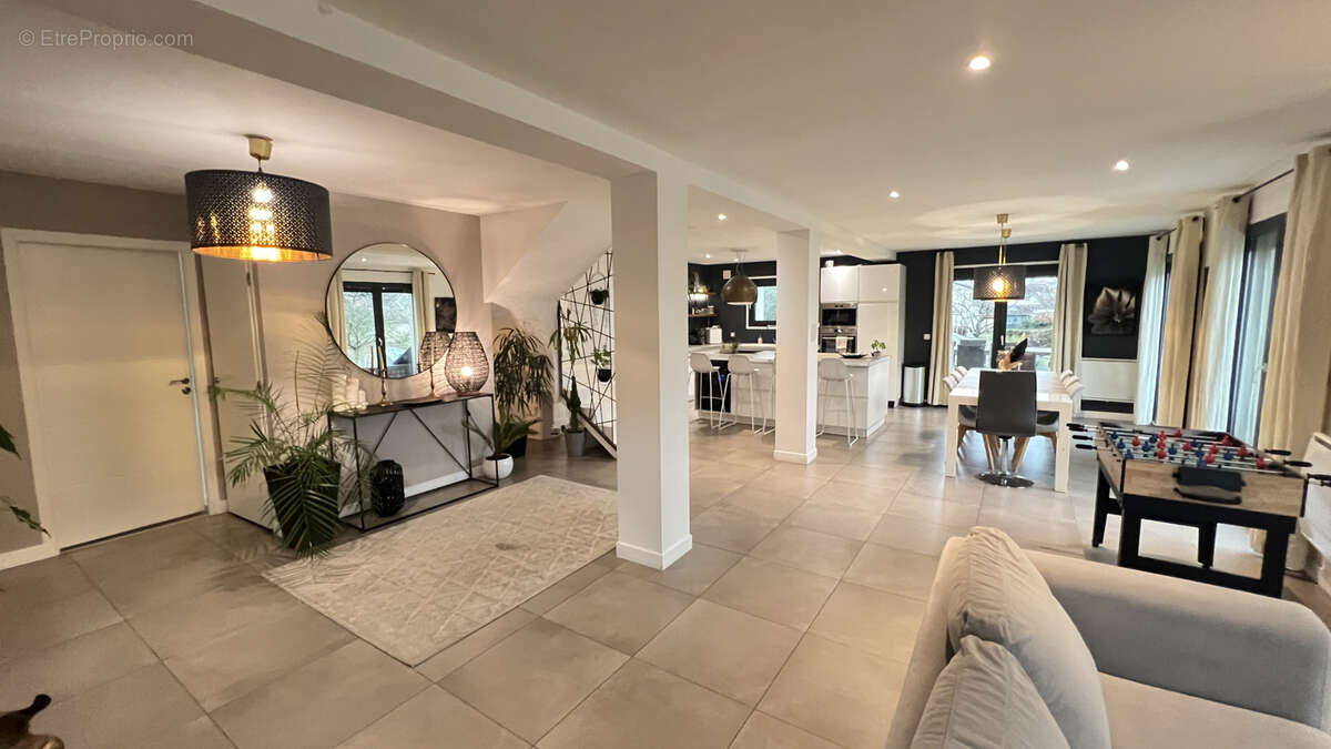 Maison à CHAMPCUEIL