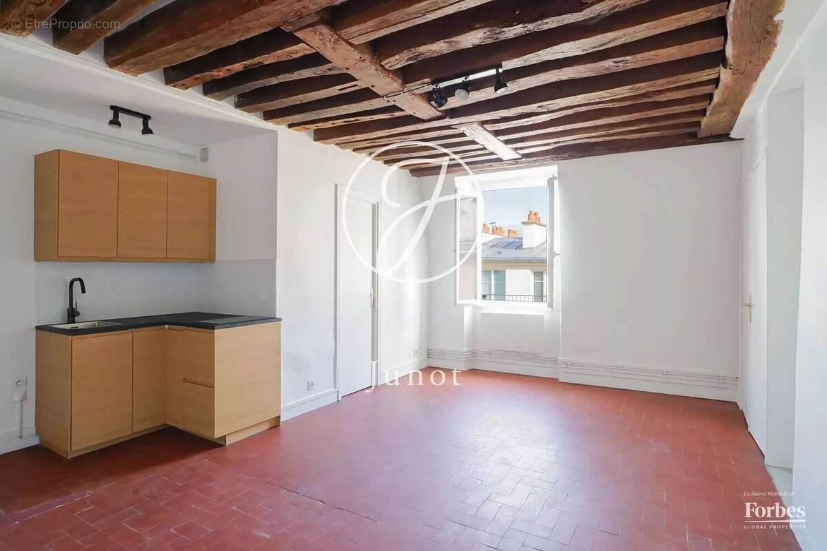 Paris 6e - RUE MONSIEUR LE PRINCE - Studio - 29,25m² Carrez - Entièrement rénové - photo 2