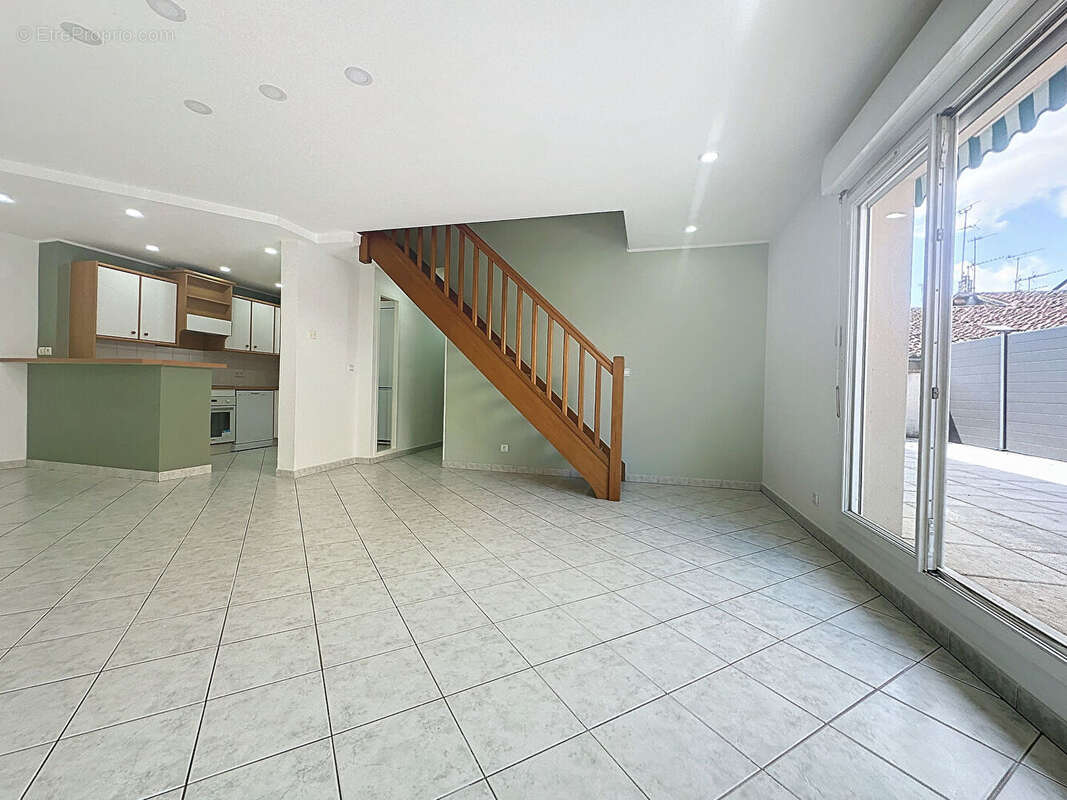 Appartement à BOURGOIN-JALLIEU