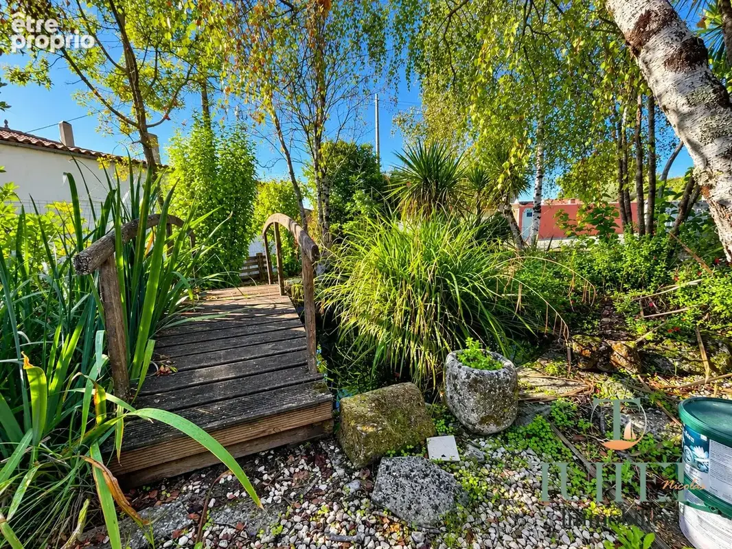 Maison 9 pièces 192 m² à vendre à Saint-Sulpice-De-Royan (17200) - photo 4
