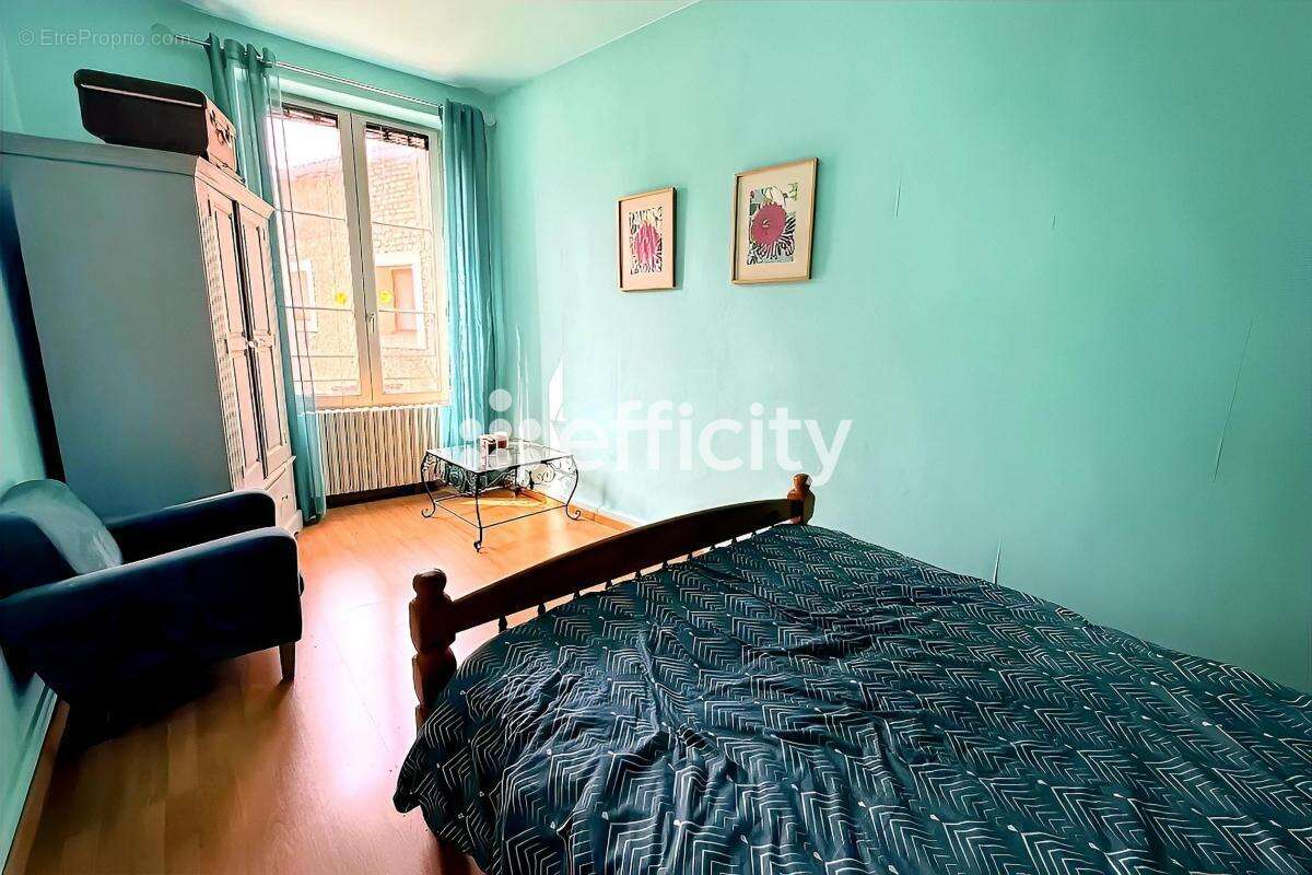 Maison à VILLEFAGNAN