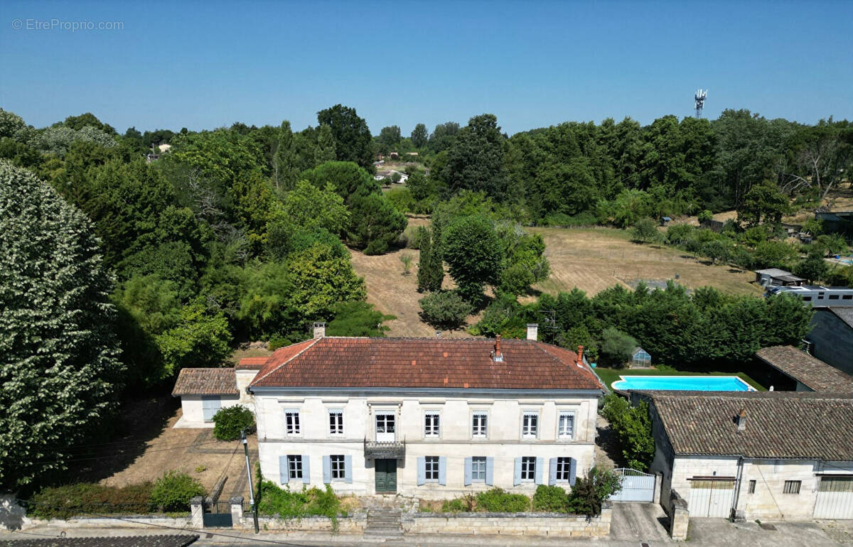 Maison à GUITRES