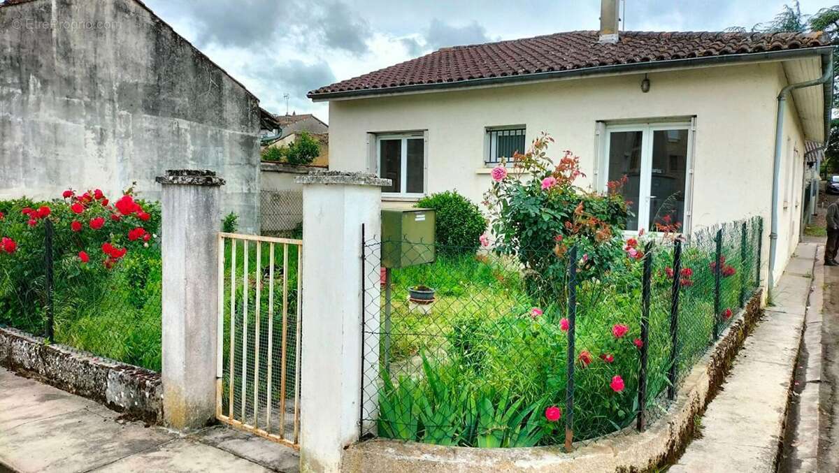 Maison à FLEURANCE