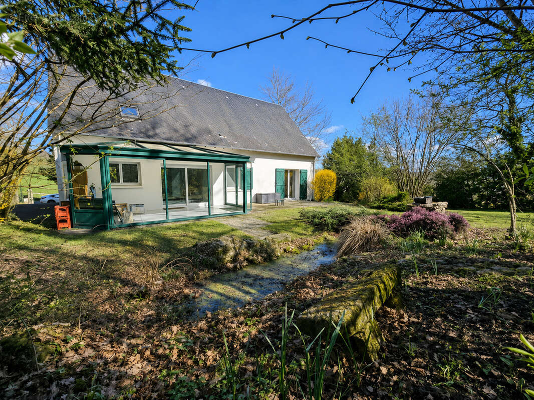 Maison à METTRAY