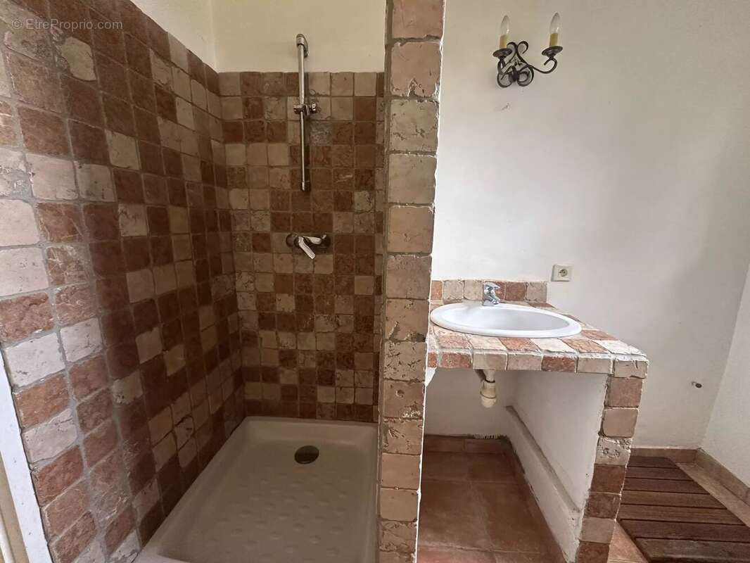 Maison à PLAN-DE-LA-TOUR