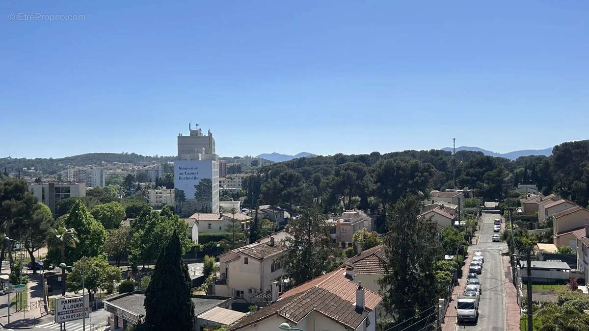 Appartement à LE CANNET