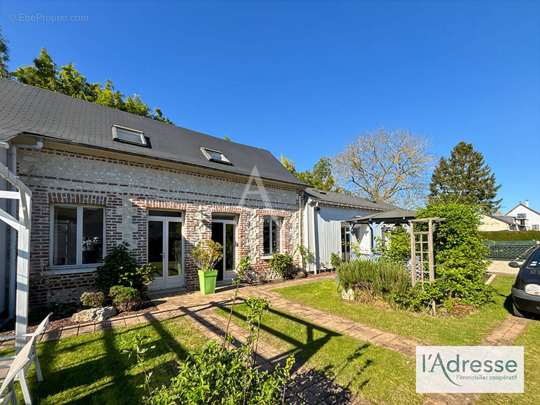 Maison à ROMILLY-SUR-ANDELLE
