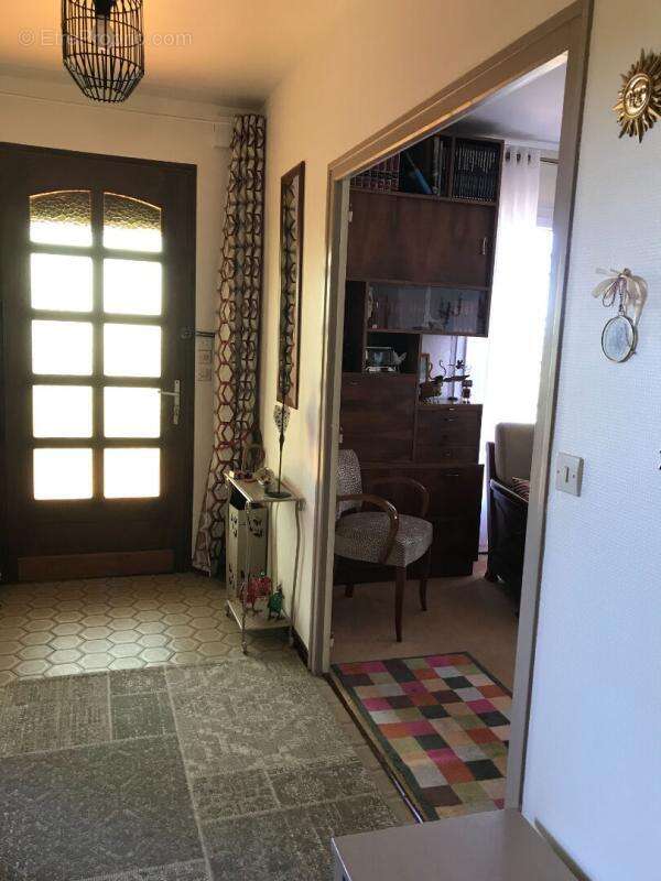 Maison Pouzauges 85700, 2 chambres  plus logement - photo 8