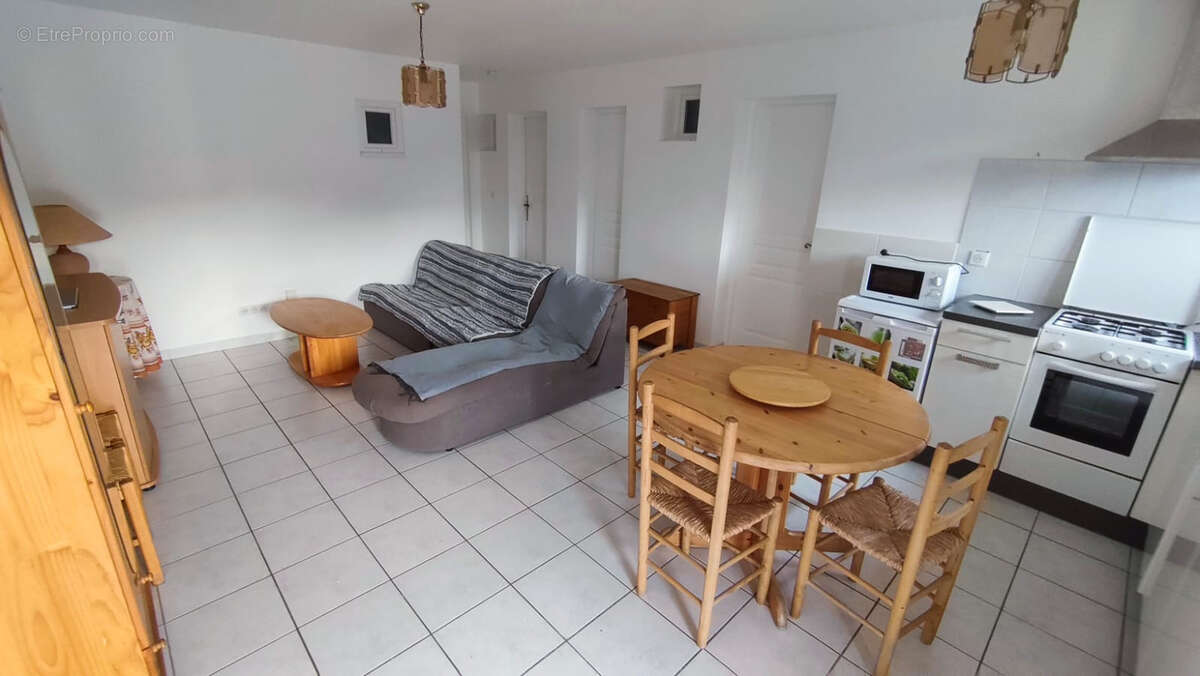 Maison à SAINT-SEBASTIEN-D'AIGREFEUILLE