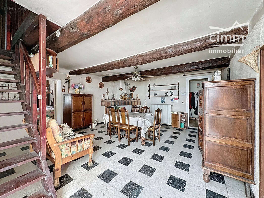 Maison 162 m² à Pernes-Les-Fontaines  - photo 7