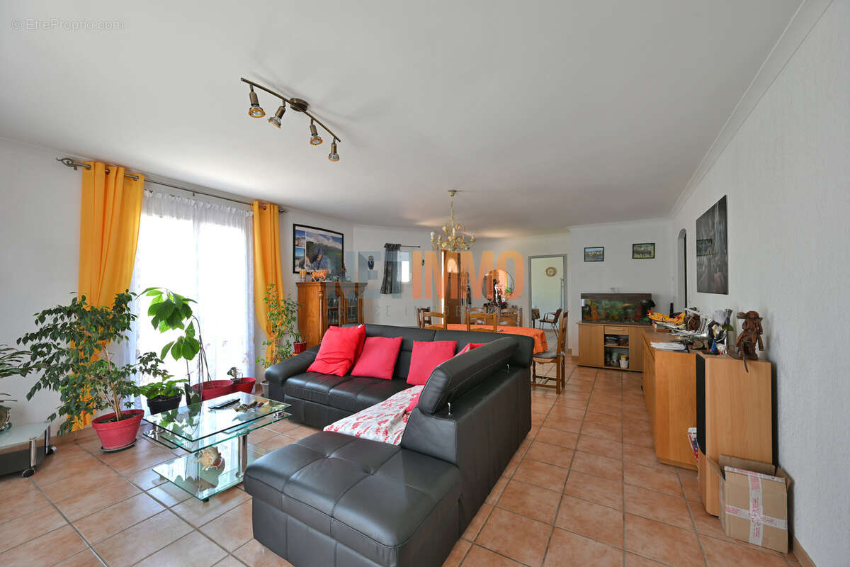 Villa plain-pied à Aimargues - photo 4