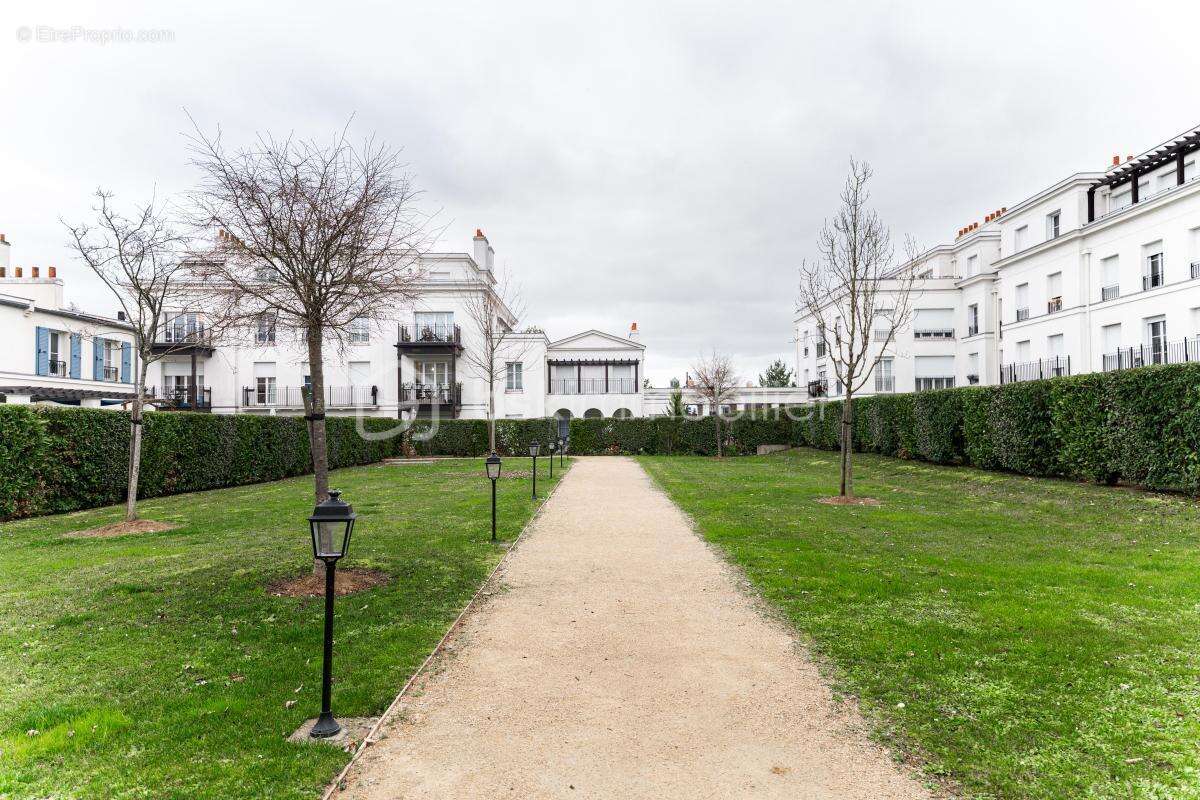 Appartement à SERRIS