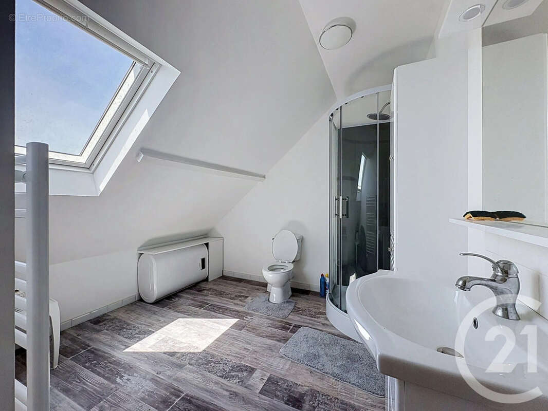 Maison 122 m² à Saint-Quay-Perros  - photo 7