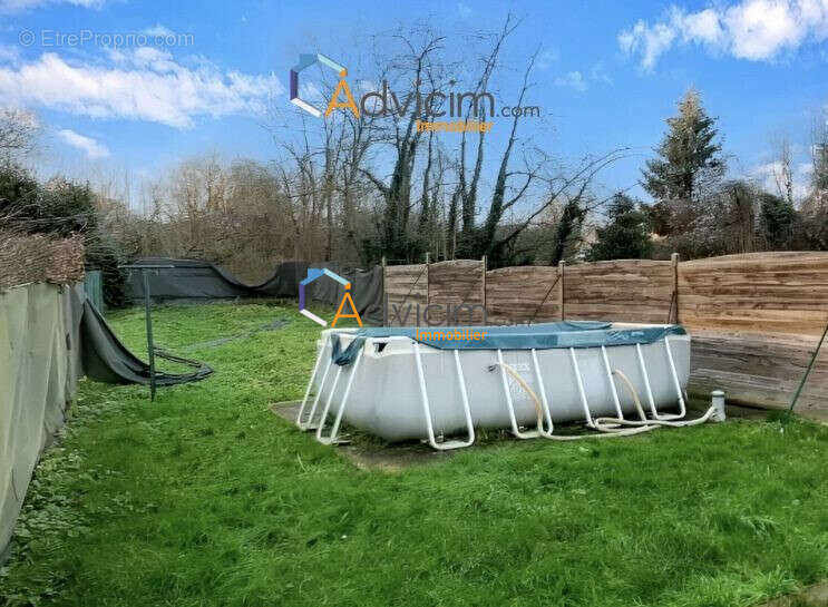 Maison à MAY-EN-MULTIEN