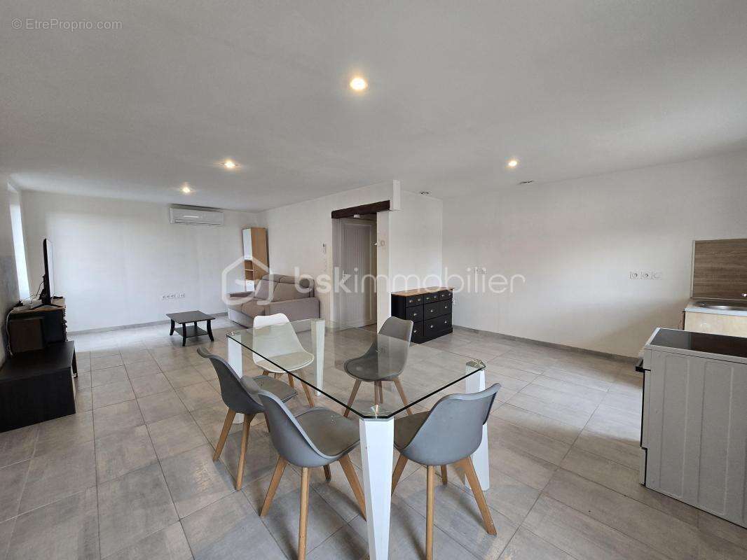 Appartement à LE TEIL