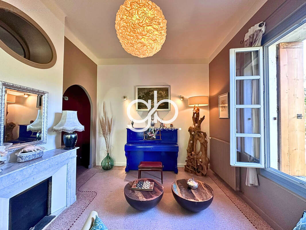 Maison à LES MATELLES