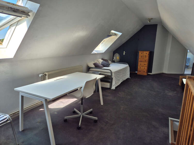Maison individuelle 5 chambres offrant 206m2 hab sur parcelle de 2627m2 - photo 14