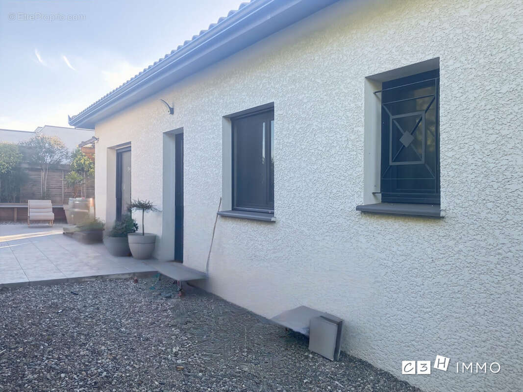 Maison à SAINT-HILAIRE