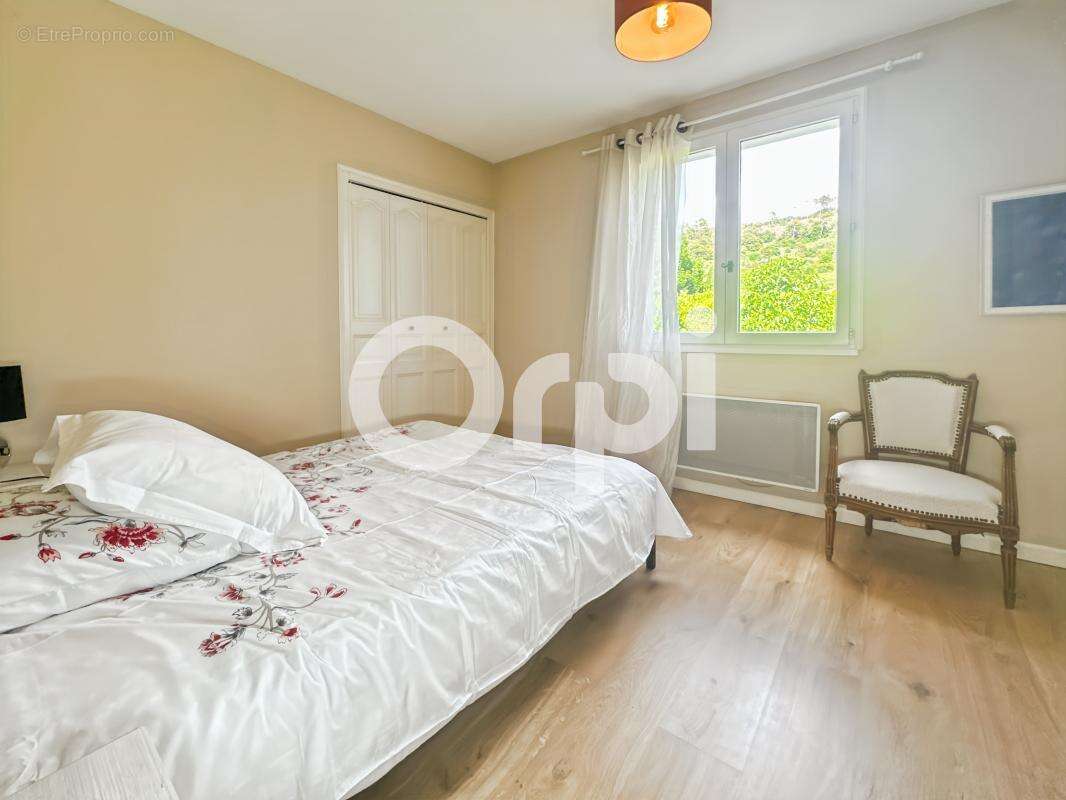 Maison à VALLON-PONT-D&#039;ARC