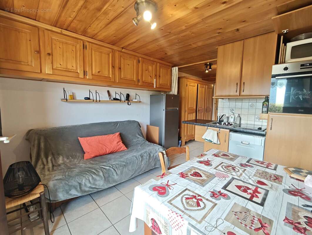Grand studio avec terrasse et vue criou - photo 3
