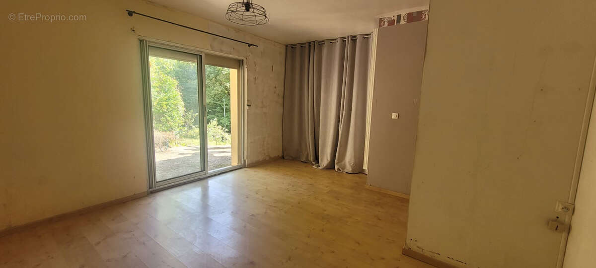 Maison 95 m² à Bonnes  - photo 7