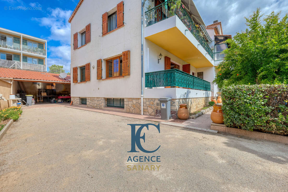 Appartement à SANARY-SUR-MER