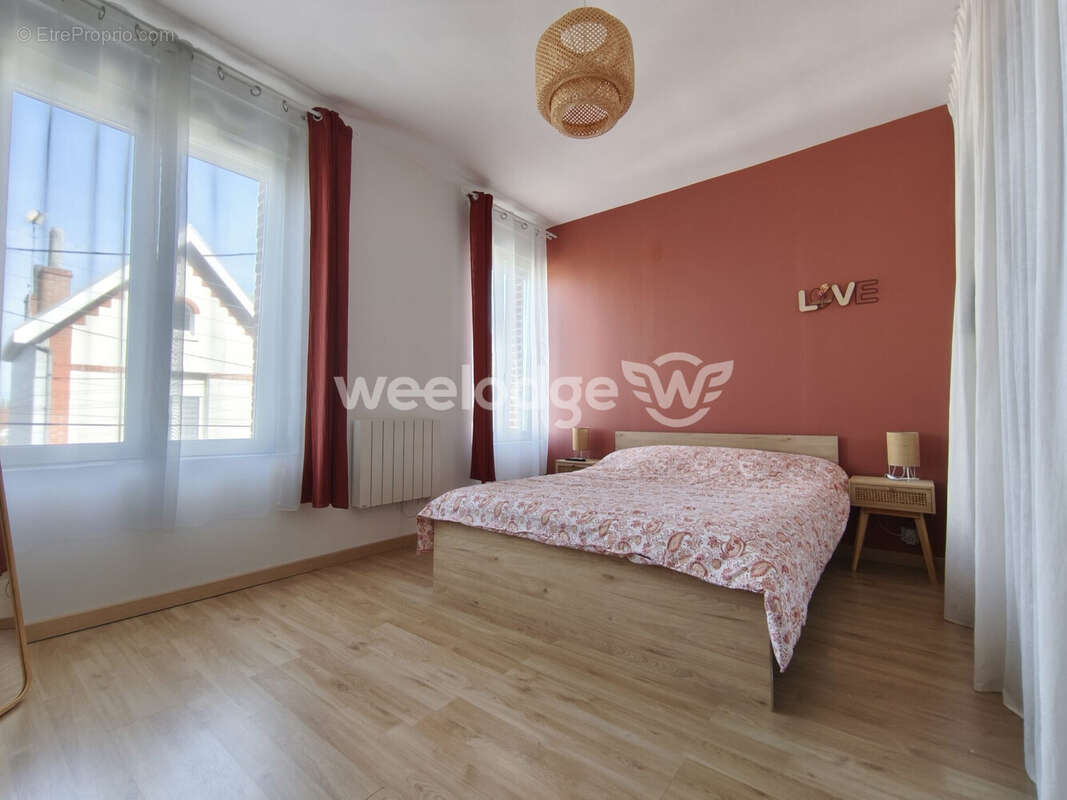 Maubeuge la première chambre - Maison à MAUBEUGE