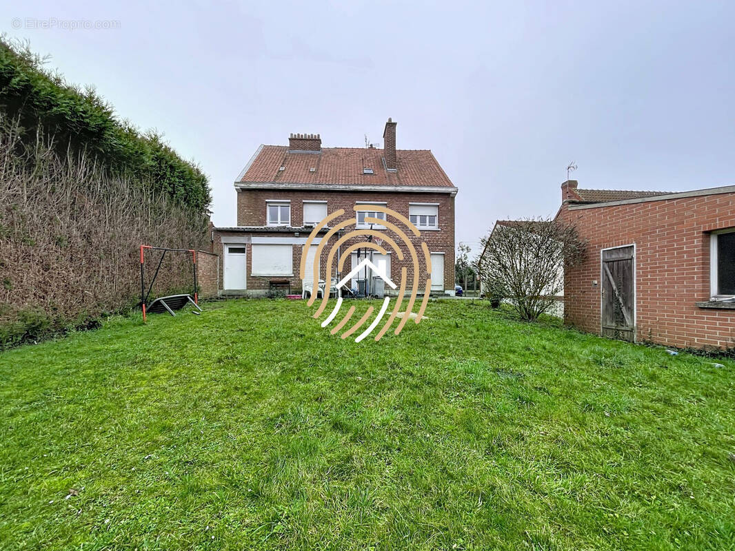 Maison à ROOST-WARENDIN