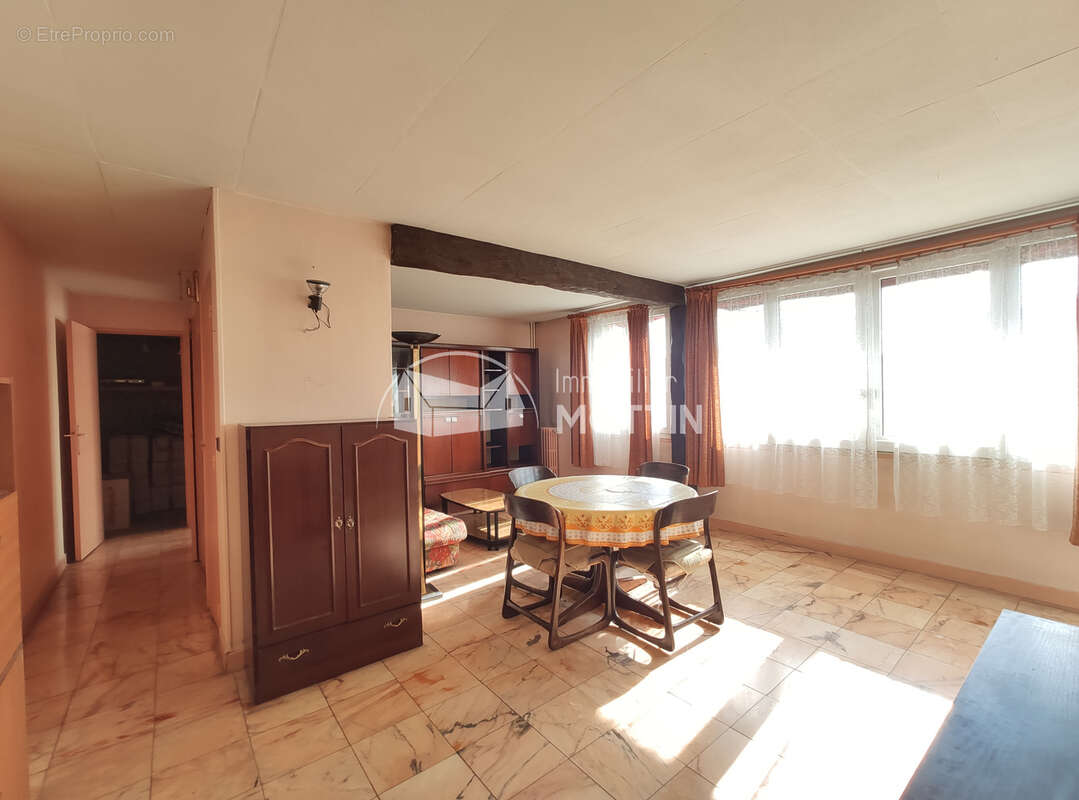 Appartement à VITRY-SUR-SEINE