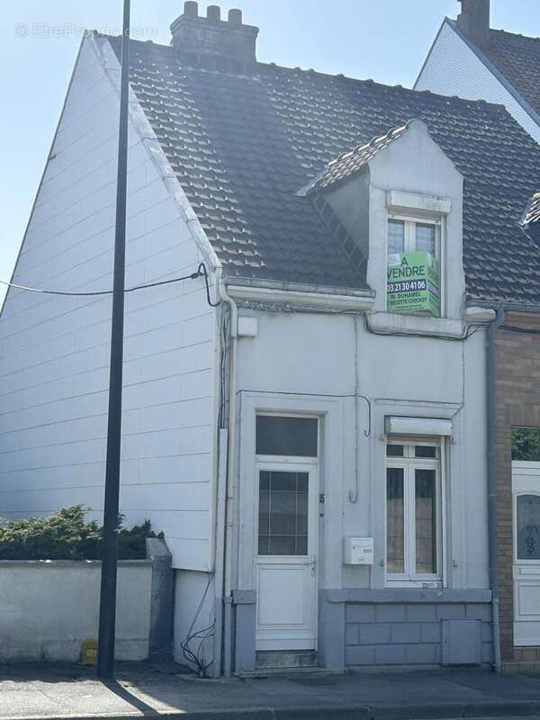 Maison à SAINT-MARTIN-BOULOGNE