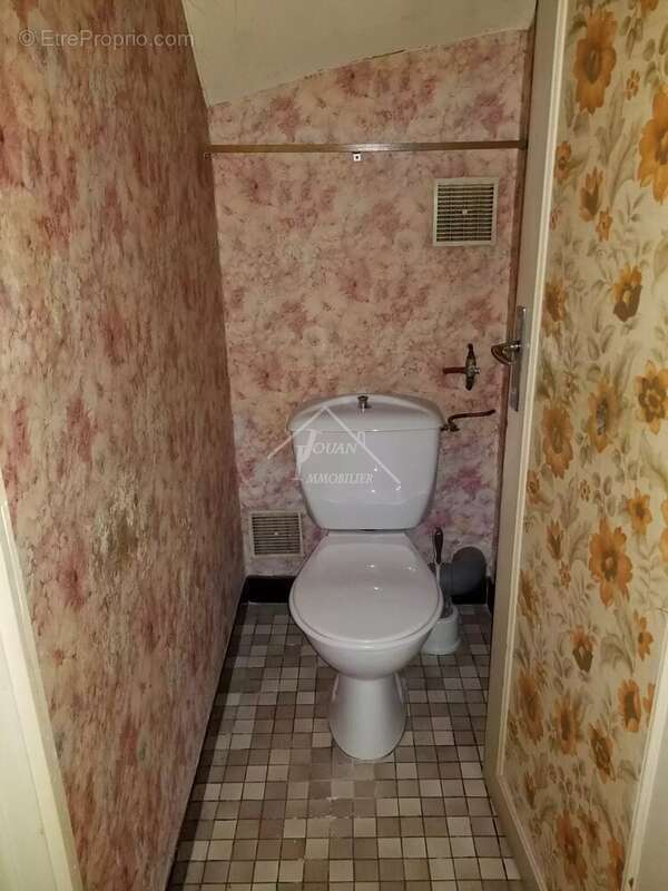 Maison à COSNE-D&#039;ALLIER