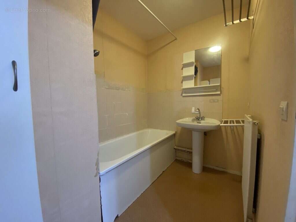 Appartement à TORCY