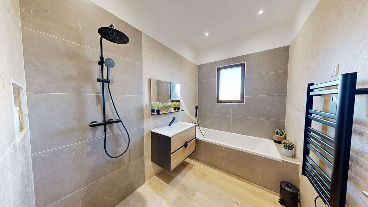 Maison à CARCASSONNE