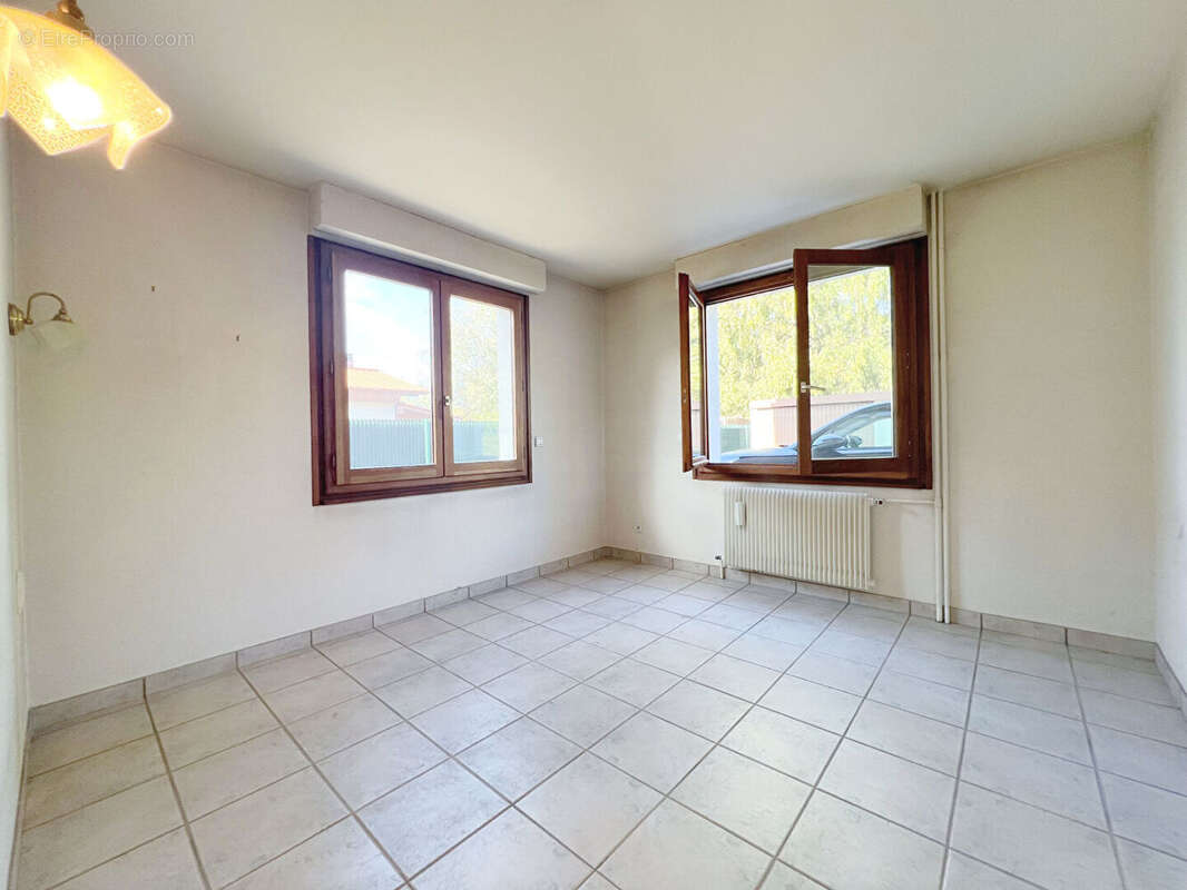 Appartement à CLUSES