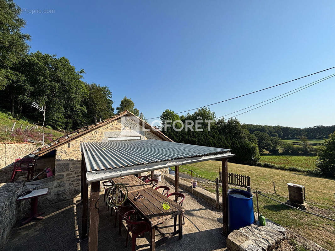 Maison à LA SEGALASSIERE