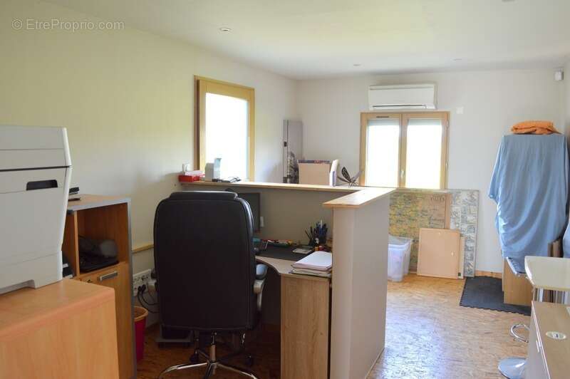 Maison à vendre 11 pièces GENOUILLY (71) - photo 9