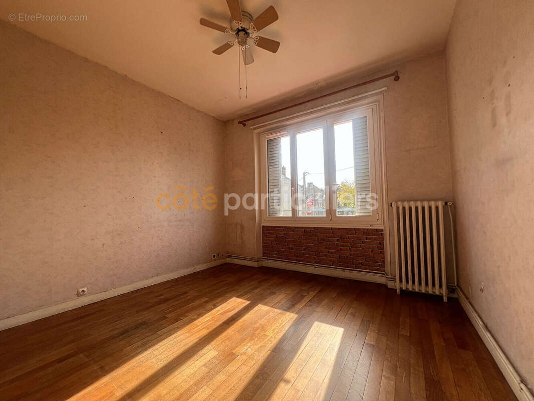 Appartement à FLEURY-LES-AUBRAIS