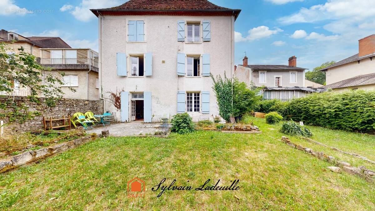 Photo 1 - Maison à LE BUGUE