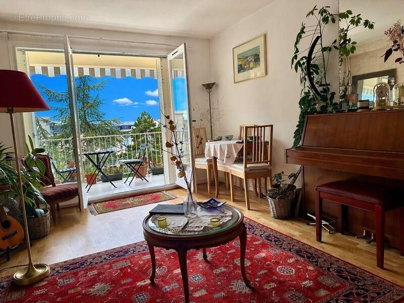 Appartement à VERSAILLES
