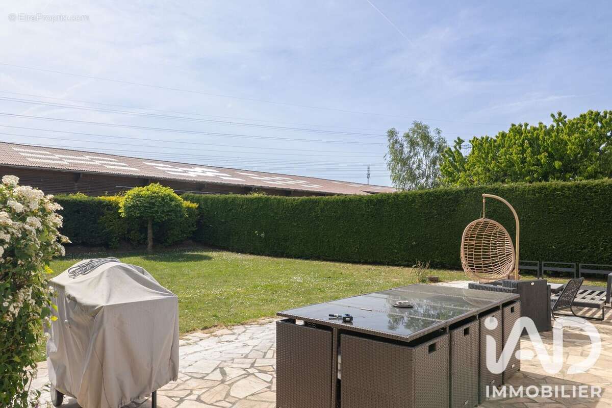 Maison 150 m² à Ozoir-La-Ferriere  - photo 2