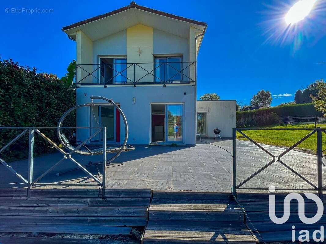 Photo 2 - Maison à SAINT-GENCE