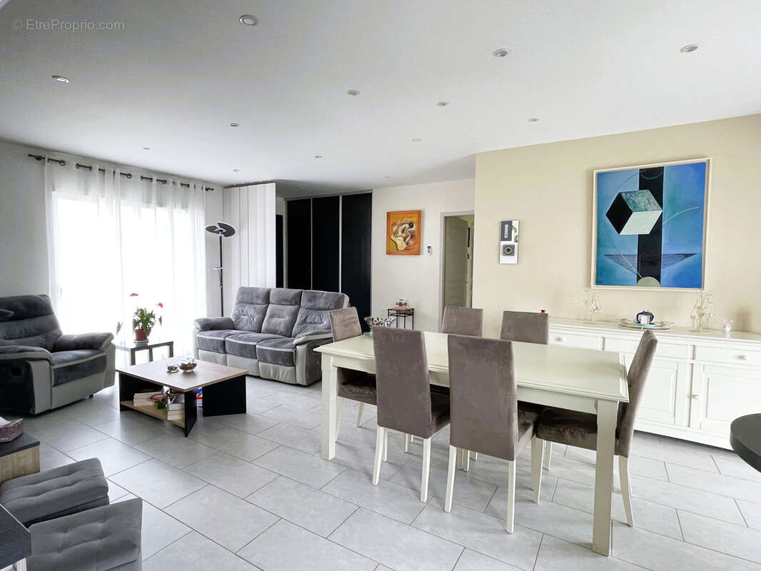 Maison à MARSAC-SUR-L'ISLE