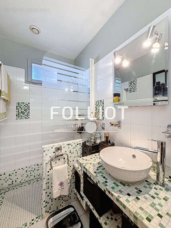 Maison à SAINT-PAIR-SUR-MER