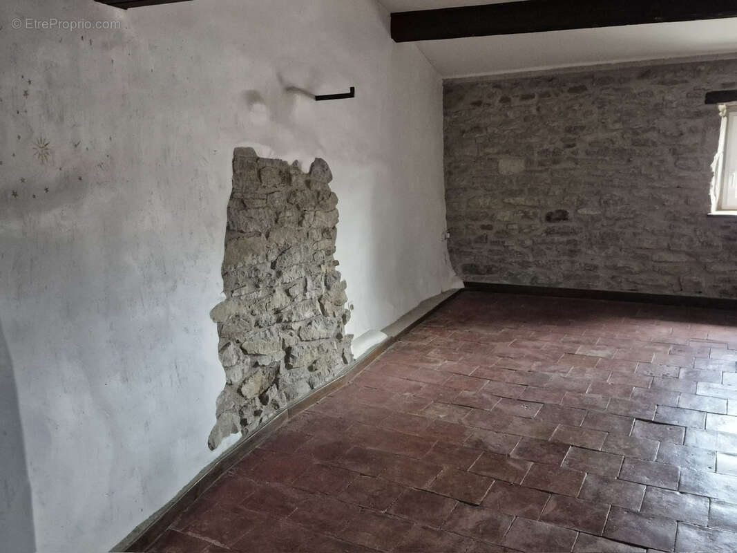 Maison à LA LIVINIERE