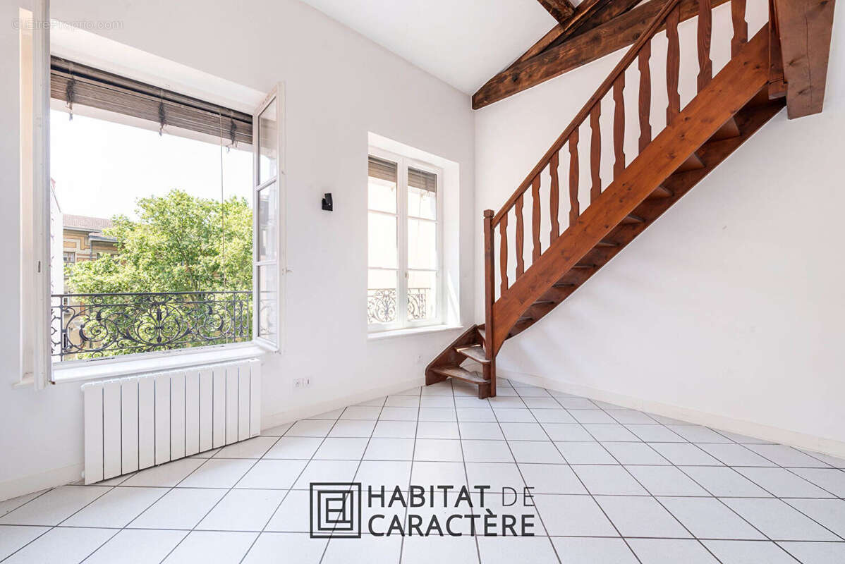 Appartement à LYON-1E
