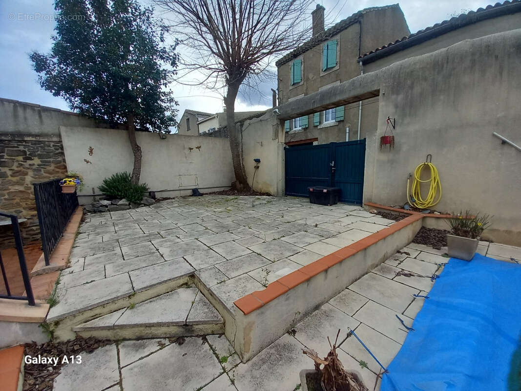 Appartement à AZILLE