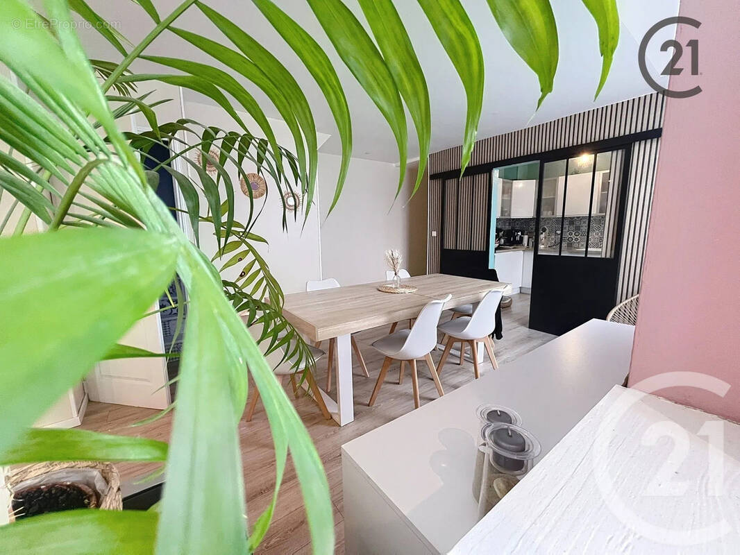 Maison à LA CHAUSSEE-SUR-MARNE