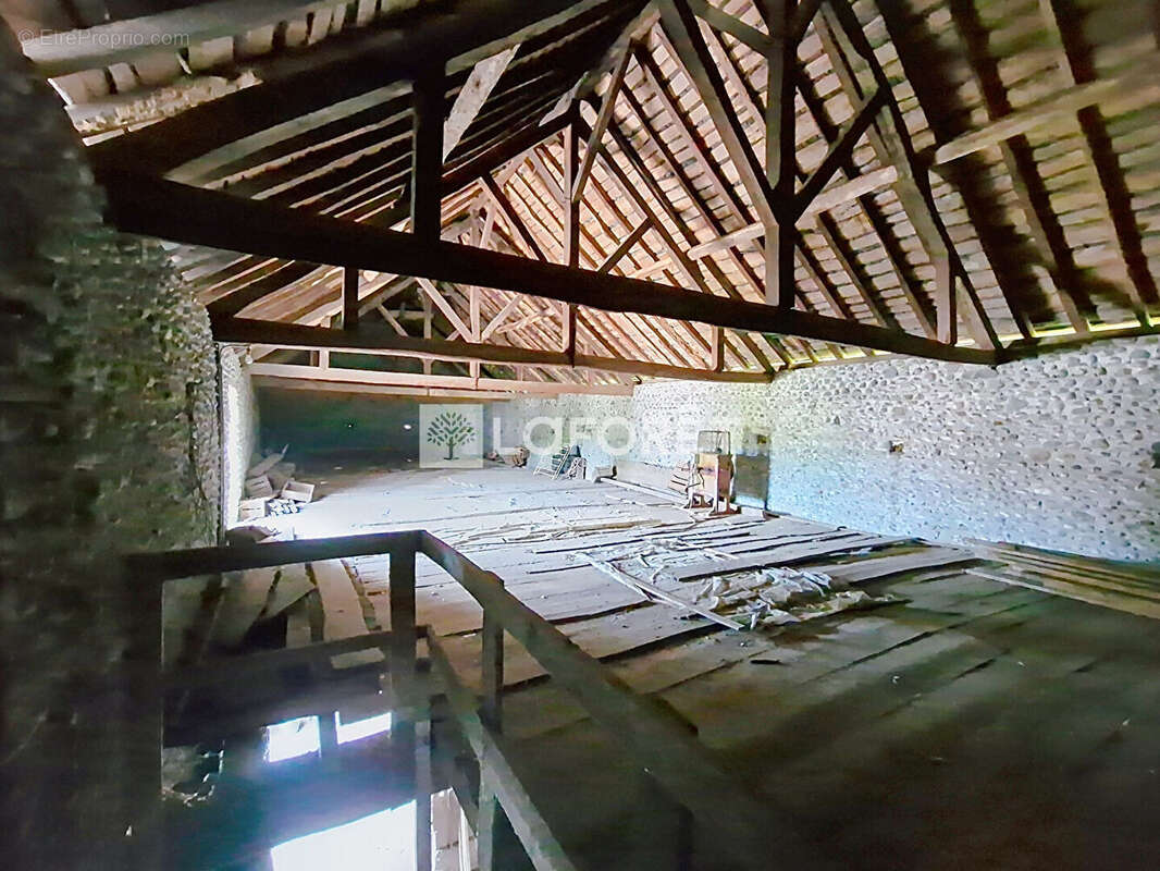 Maison à MEILLON