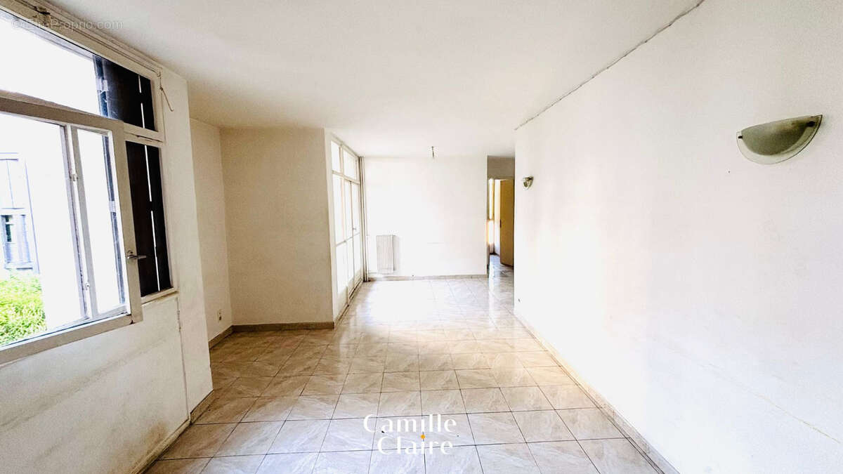 Appartement T5  centre ville Aix en Provence avec parking et balcon - photo 6